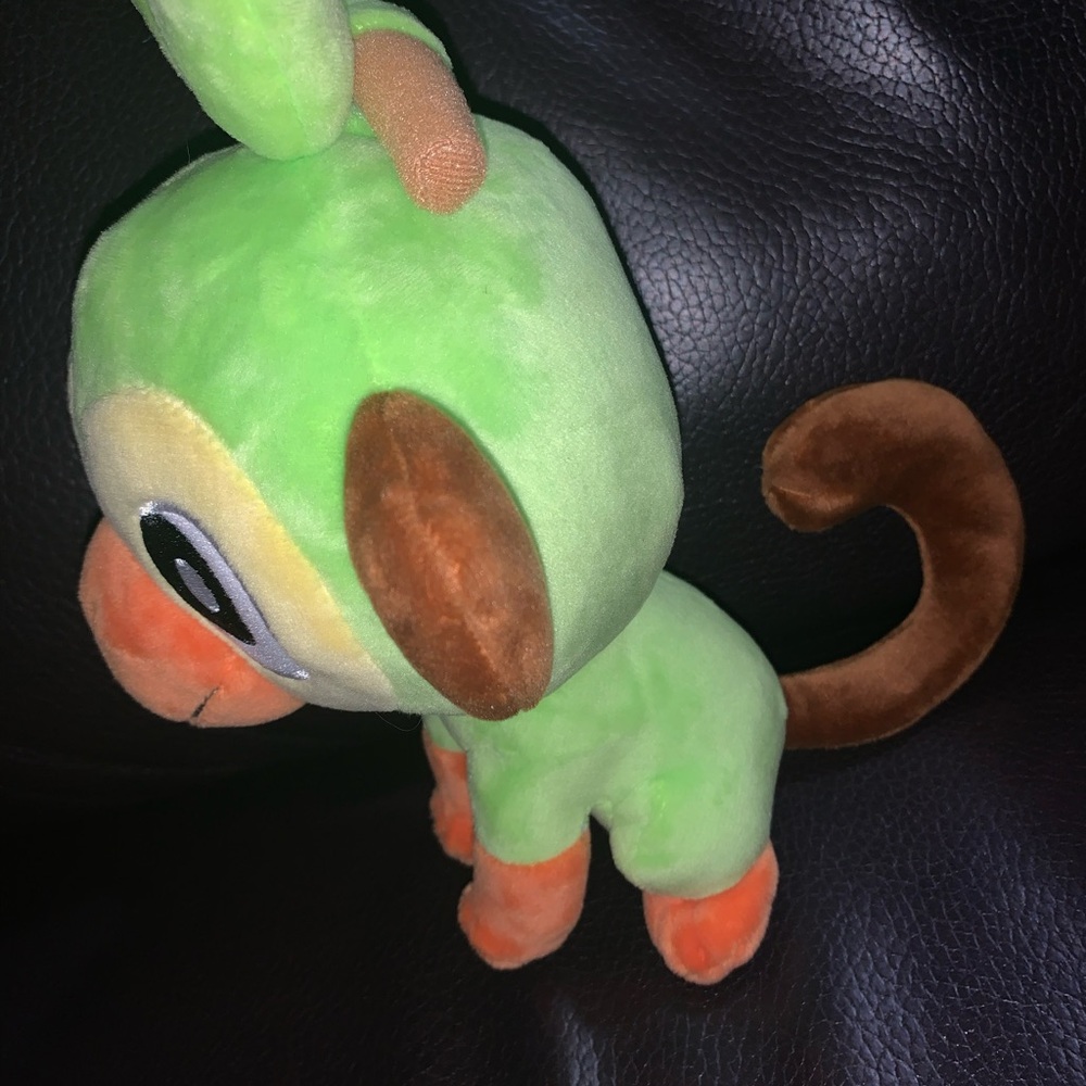 Grookey Plush and Mega Sceptile Figure Set - Picture 4 of 6